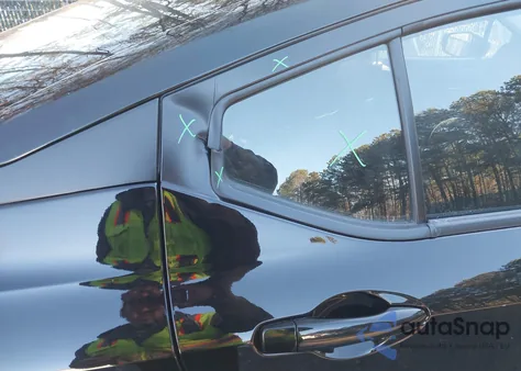 2024 Nissan Versa 1.6 Sv z USA, uszkodzony, nr VIN 3N1CN8EV1RL895549